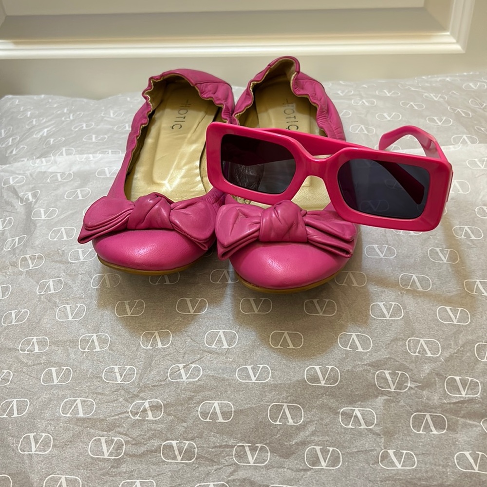 Hotic pink ballerinas flats eur38 size8 with pink sunglasses